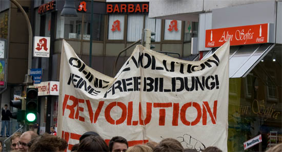 Schilder warben für die Revolution