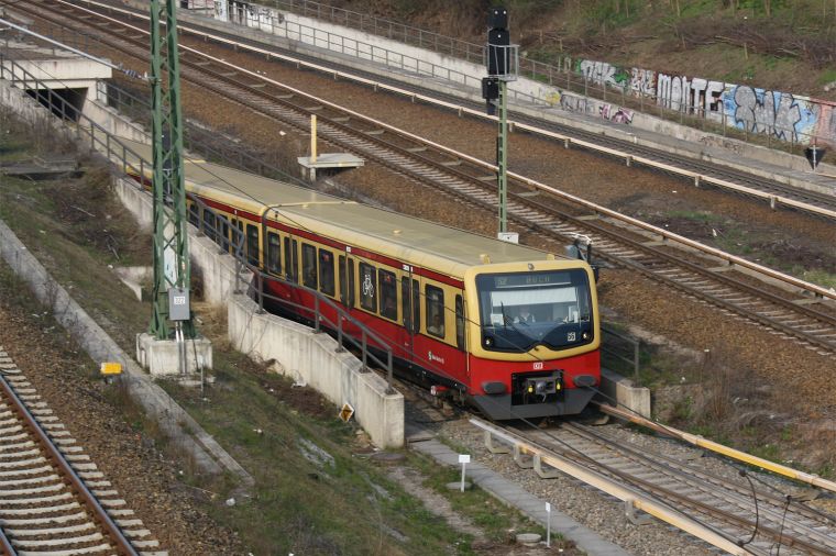 Appearing S-Bahn